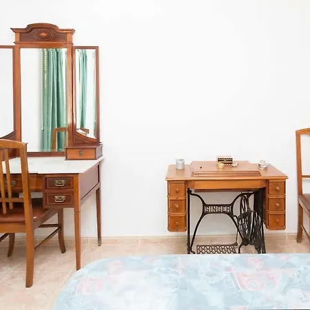City Apartment *